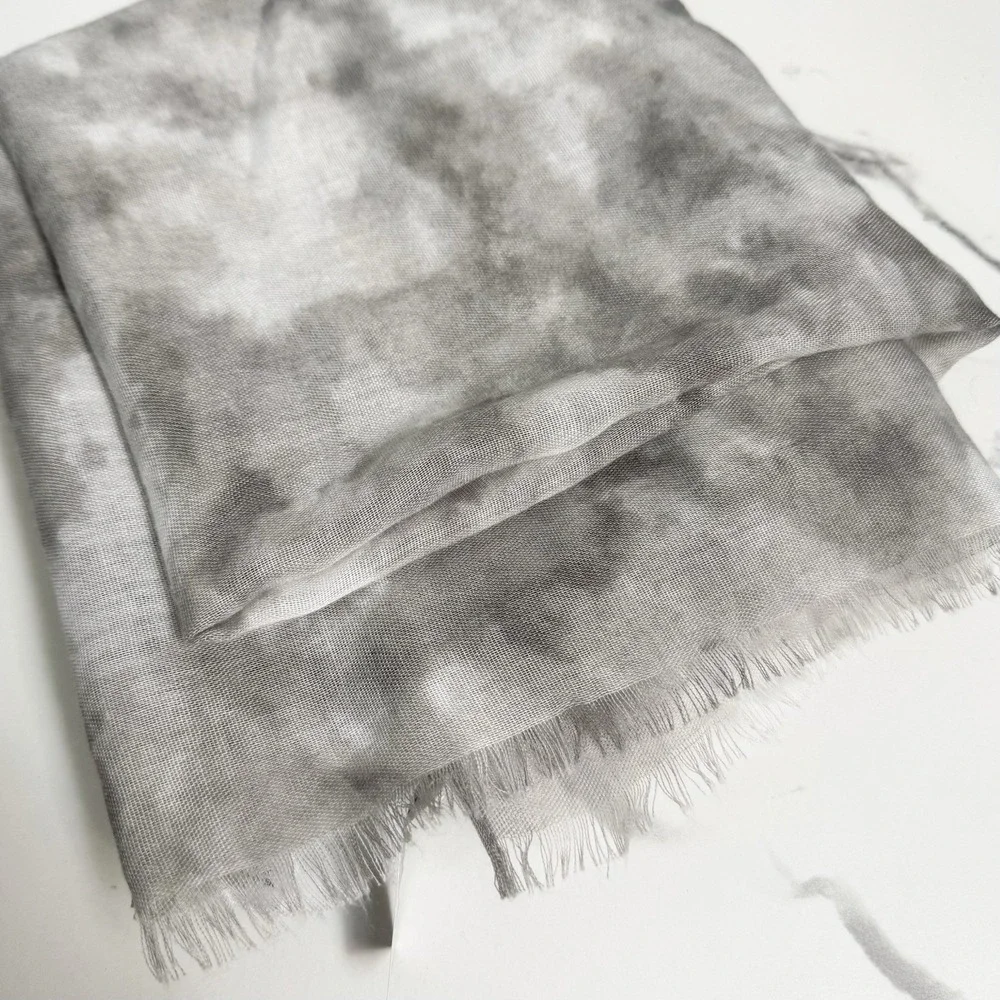 OLD NAVY Grey & White Tie Dye NEW with tags lightweight scarf‎ 72